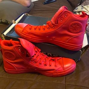 Chuck Taylor Guard Hi university red